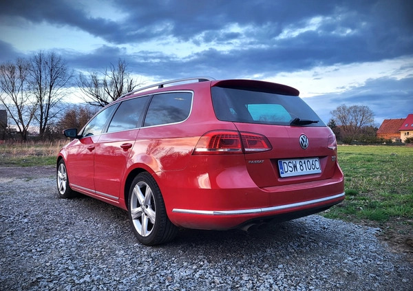 Volkswagen Passat cena 35500 przebieg: 260907, rok produkcji 2013 z Konstancin-Jeziorna małe 154